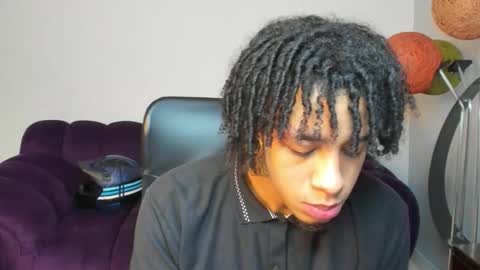 Sebas online show from October 2025 12:49:02 PM