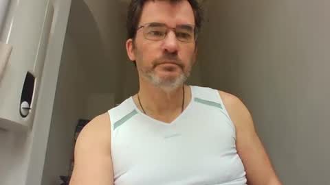 Snapshot of bikertom1988 chatting on February 2025 11:06:02 AM bikertom1988 online show from February 2025 11:06:02 AM