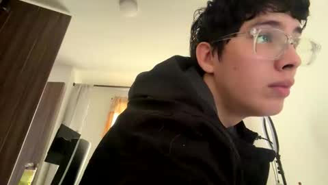 Snapshot of bili72736 chatting on November 2025 01:04:01 PM bili72736 online show from November 2025 01:04:01 PM