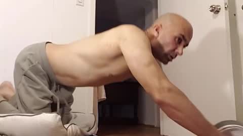 Snapshot of bilie11 chatting on November 2025 06:45:02 PM Bilie online show from November 2025 06:45:02 PM