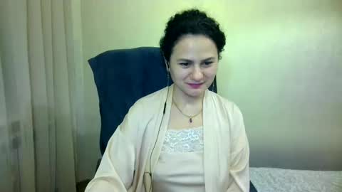 Snapshot of bililay chatting on December 2024 10:47:02 PM DOM NIKA online show from December 2024 10:47:02 PM