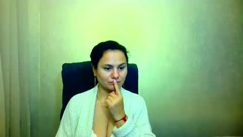 Snapshot of bililay chatting on September 2025 10:14:02 PM DOM NIKA online show from September 2025 10:14:02 PM