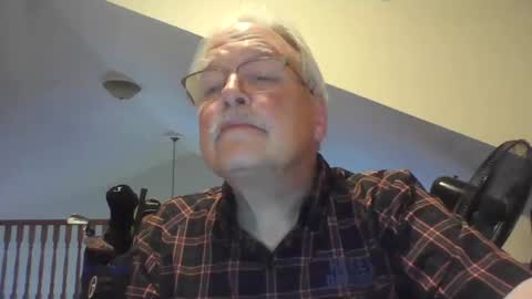 bill5600 online show from April 2026 07:28:02 PM