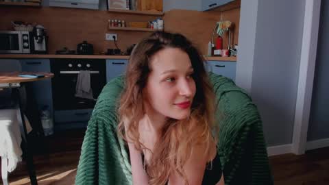 Billy and Lisahelp us to reach 100 likes online show from March 2026 07:25:02 AM