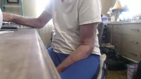 Snapshot of bimbttm chatting on December 2024 02:11:02 PM Bimbttm online show from December 2024 02:11:02 PM