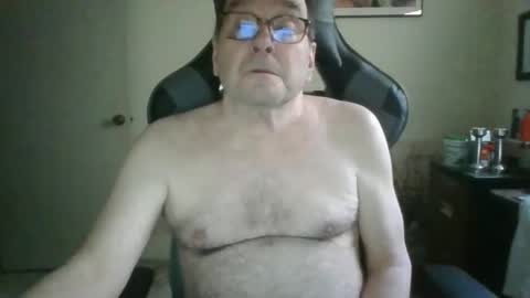 Bink195234 online show from April 2026 08:11:02 PM