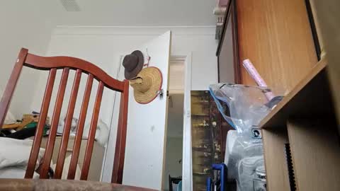 bitchboy864u online show from October 2025 06:31:01 AM