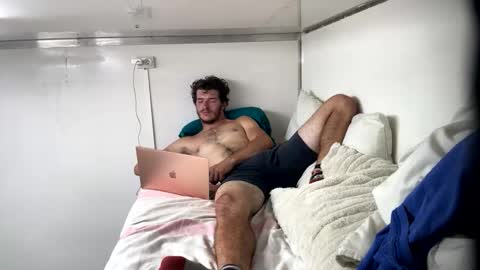 bitedeforain online show from September 2025 10:49:02 AM