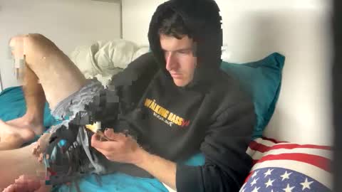 bitedeforain online show from November 2025 08:51:01 PM