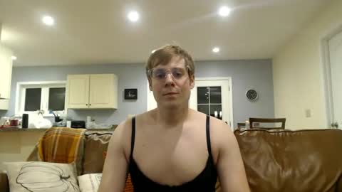 BittyBoi online show from November 2025 05:21:01 AM