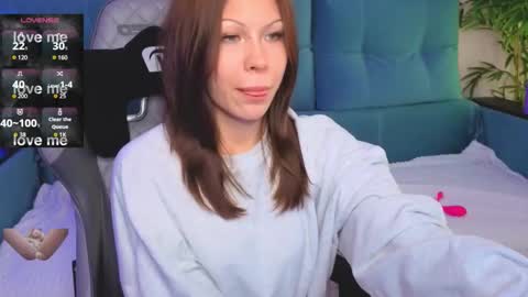 Julia online show from November 2025 02:38:02 PM