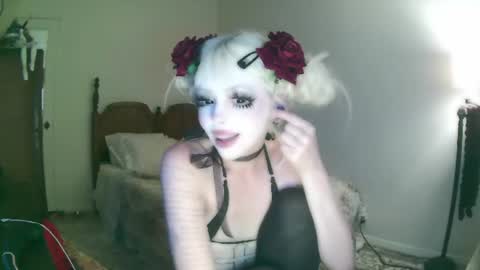 Snapshot of bl0odsyring3 chatting on July 2026 02:40:01 AM vampire fang online show from July 2026 02:40:01 AM