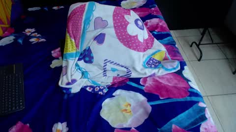 Snapshot of blacckandwhitte chatting on January 2025 11:11:01 PM blacckandwhitte online show from January 2025 11:11:01 PM