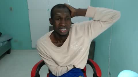 Snapshot of black30cmdick chatting on December 2025 01:16:02 PM maquina online show from December 2025 01:16:02 PM