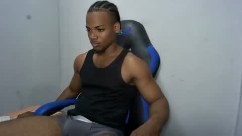 Snapshot of black_dicck chatting on June 2026 05:07:01 PM tu morenito online show from June 2026 05:07:01 PM