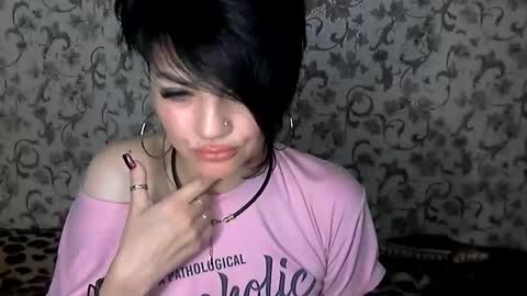 black_hot_01 online show from November 2025 02:33:02 AM