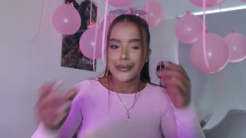 Snapshot of black_latina1 chatting on January 2026 07:52:02 PM luisa online show from January 2026 07:52:02 PM