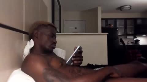 black_mamba2969 online show from December 2025 02:43:02 AM