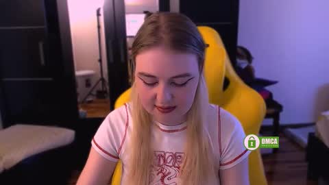 Snapshot of black_neon chatting on November 2025 09:09:02 AM Sasha and Bella online show from November 2025 09:09:02 AM