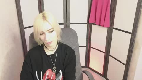 Emily online show from June 2026 08:38:01 AM