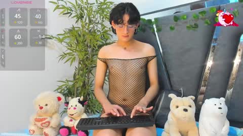 B L A C K  R O S E  online show from February 2025 11:51:02 AM