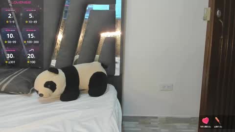 B L A C K  R O S E  online show from February 2025 11:36:01 AM