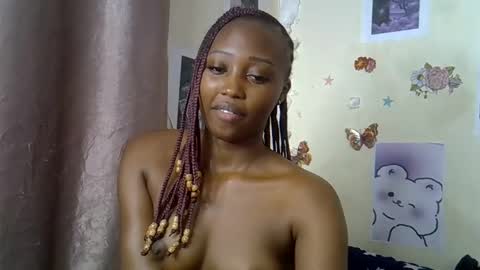 Snapshot of black_rosey chatting on February 2026 06:00:02 PM veraa online show from February 2026 06:00:02 PM