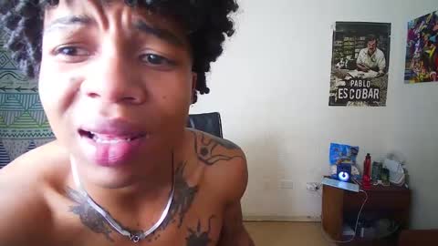 Snapshot of black_tentationx chatting on March 2025 05:05:02 AM black_tentationx online show from March 2025 05:05:02 AM