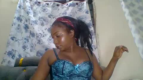 Dee online show from August 2026 03:52:02 AM