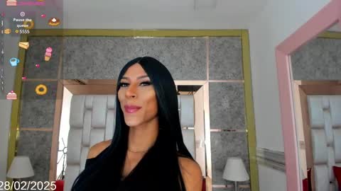 Snapshot of blackbeauty_ts chatting on February 2025 12:42:01 PM Nina online show from February 2025 12:42:01 PM