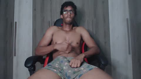 Snapshot of blackguy720 chatting on December 2024 09:16:01 PM Blackguy720 online show from December 2024 09:16:01 PM