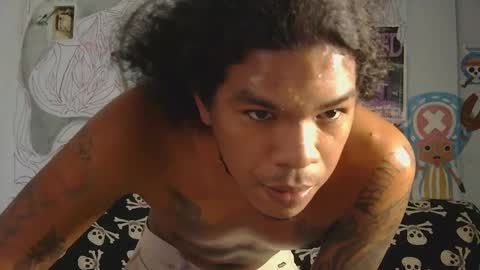 Snapshot of blackphylosofy chatting on December 2024 10:07:01 PM i am D.L online show from December 2024 10:07:01 PM