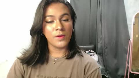 Ellez online show from September 2025 07:05:01 PM