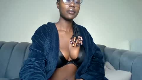 Snapshot of blackprincess25 chatting on July 2026 02:29:02 AM Lorraine online show from July 2026 02:29:02 AM