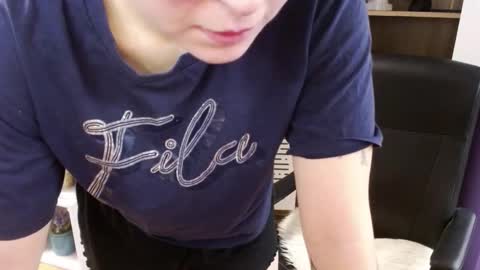 Snapshot of blackrosezoey chatting on December 2025 05:59:01 AM Z O E Y online show from December 2025 05:59:01 AM