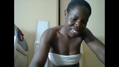 Snapshot of blacksexygal chatting on May 2026 07:21:01 PM SARAH online show from May 2026 07:21:01 PM