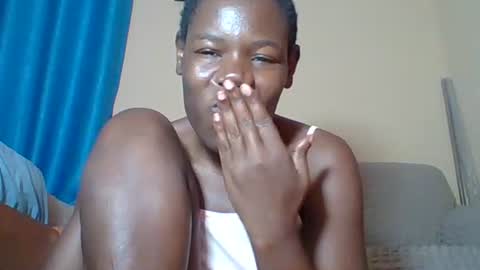 Snapshot of blacksexygal chatting on July 2026 05:19:02 PM SARAH online show from July 2026 05:19:02 PM