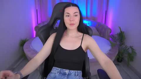 blacksilkqueen online show from November 2025 01:11:02 PM