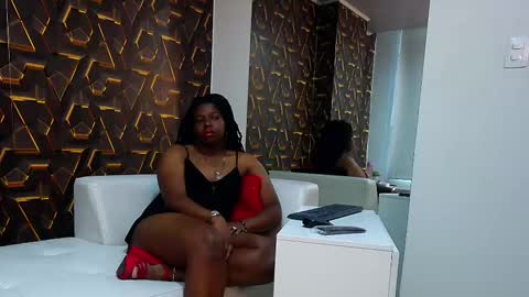 blackvelvet013 online show from December 2025 01:04:02 PM