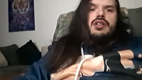 Snapshot of blackwolf94 chatting on February 2025 05:41:01 AM Black wolf online show from February 2025 05:41:01 AM