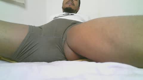 Snapshot of blackzilian_ chatting on November 2025 03:34:01 PM HASSAN online show from November 2025 03:34:01 PM