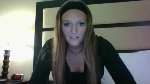 Snapshot of blairmorgan chatting on May 2026 01:33:01 AM blairmorgan online show from May 2026 01:33:01 AM