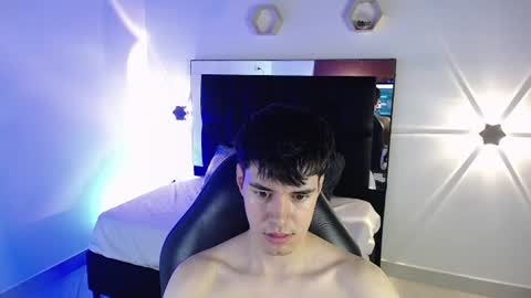 Snapshot of blakzen_ chatting on June 2026 03:44:01 AM Blakzen online show from June 2026 03:44:01 AM