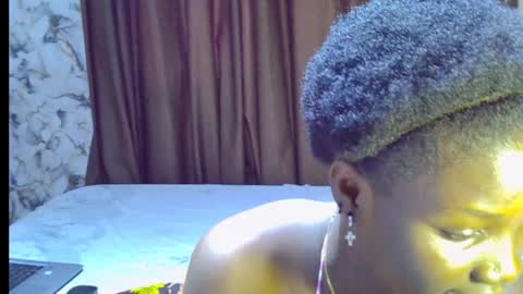 nikky00 online show from November 2025 07:51:01 AM