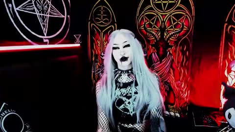   online show from November 2025 08:18:02 PM