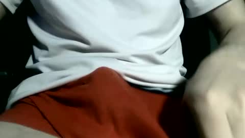 W online show from November 2025 12:41:01 AM