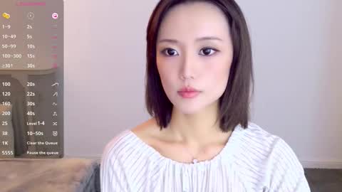 Snapshot of blon_kater chatting on November 2025 07:54:01 AM YoYo online show from November 2025 07:54:01 AM