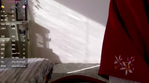 Snapshot of blon_kater chatting on November 2025 05:52:01 AM YoYo online show from November 2025 05:52:01 AM