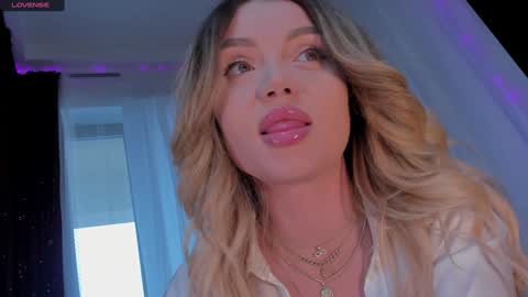 Maria online show from December 2024 09:02:02 AM