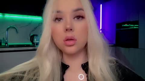 Lana online show from February 2025 03:02:01 AM